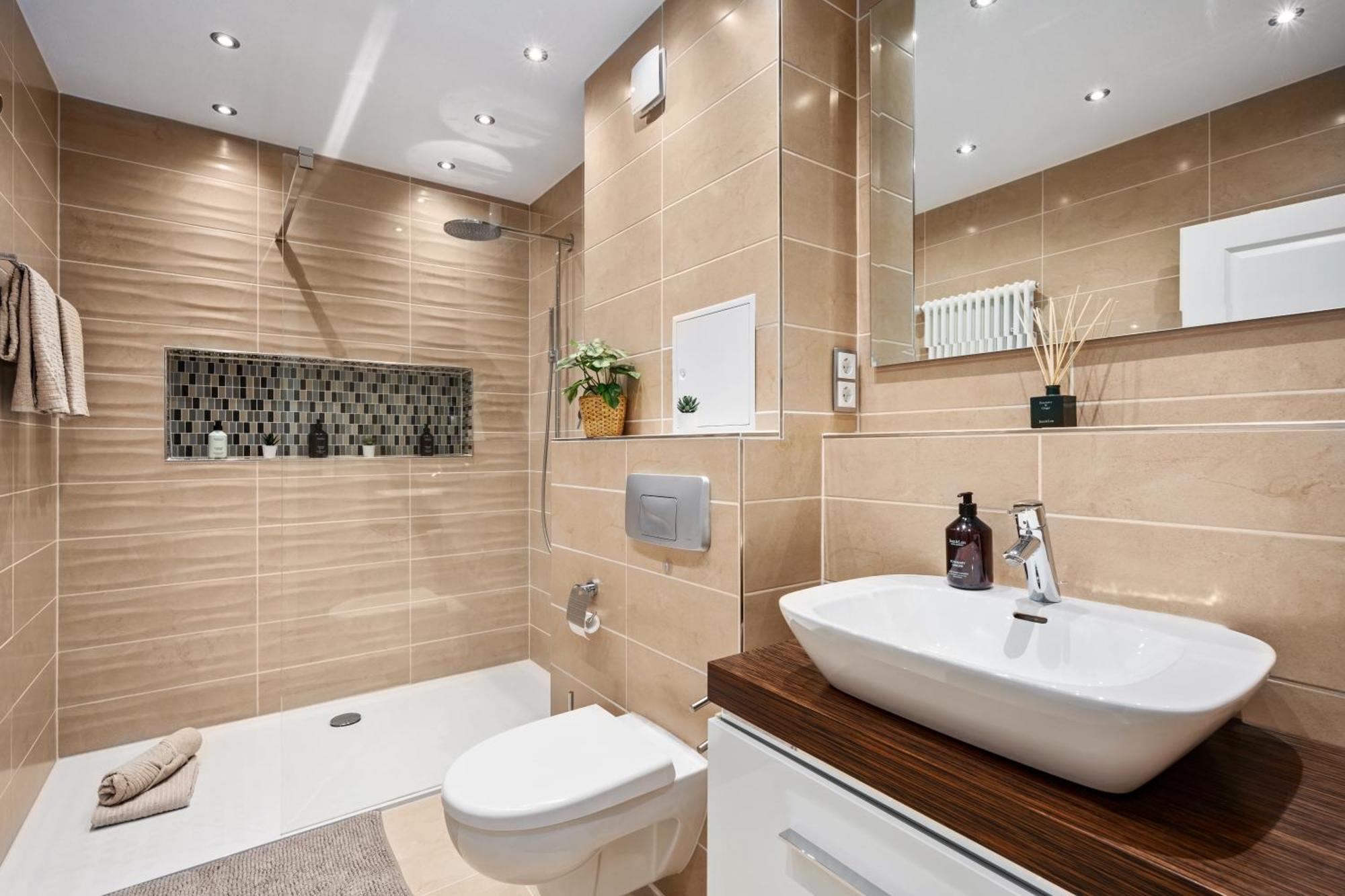 Edler Wohnraum Schwanenteich-Suite Mit Balkon, Kaffeevollautomat, Lift & Parkplatz Zwickau Luaran gambar